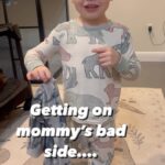 Jamie Otis Instagram - Doesn’t matter how many times I get on her bad side though bc I know how to charm her back … time to teach Hendrix daddy’s secrets to making mommy laugh.😎 #dadlife #momlife #parenting #dadsofinstagram #toddlerlife #funny #smilemore #marriedatfirstsight #marriedlife #stayathomedad #positivevibes