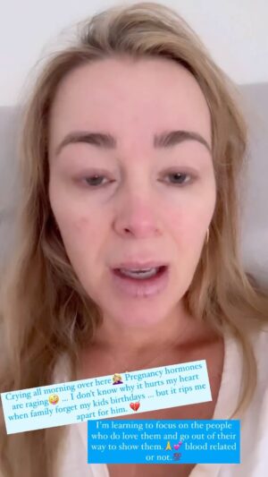 Jamie Otis Instagram - I wasn’t going to share this here bc honestly, it’s embarrassing. But I promised to always be real with you & I always will be.💯

Pregnancy hormones are raging.🤪 But it really hurts to feel rejected from people who you love and care for so much (especially when it’s your child they forget or just choose not to involve themselves with over and over again), but it’s a good reminder to focus on the people who do want to be in your life and who do love and celebrate with you.🙏💕

If you have this type of situation with family or long time “friends” I hope you know you aren’t alone.🙏 It hurts, but lean in on the people who *want* to be around you and your kiddos. Fill them up with love & support and pour into them. And when they pour back into you that’s when you know they’re your people.🩵