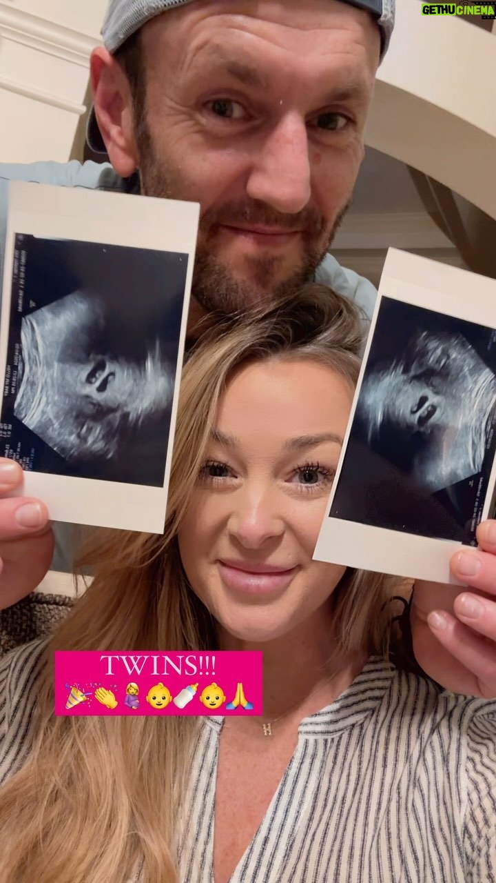 Jamie Otis Instagram - I was diagnosed with infertility after my second baby - it didn’t make sense since I’ve already had children. I decided to do everything I could to try to help myself.💪🤰❤️ I quit drinking alcohol & my daily pot of coffee. I switched to green tea and began incorporating more fruits and veggies in my diet. I cut waaaay back on the processed junk I was eating and I tried to avoid too much dairy and too much gluten (never successfully gave up either 100% bc TBH, I still “cheat” all the time)🤪😝 I got a gym membership and began going as much as I could. At first I could barely do the jump rope bc I was so out of shape, but slowly I began doing 1 then 2 then a dozen pushups *on my toes* — so proud of that 😜💪 We would go to church and pray for God’s will to be done with our family …& then tried our best to truly BELIEVE it would be.🙏 I began meditating every👏single👏night👏 ….I know this isn’t always the answer for those who struggle with fertility (and it still took us a loooong time to get that positive test) but I figured I’d share what I did that I think was somewhat helpful bc I know the fertility journey is so isolating and lonely — especially when it’s secondary infertility and if you even mention wanting more kids it’s assumed you don’t appreciate the ones you already have.🤦🏼♀️ If your heart is aching for a child and you’ve been told you can’t have one, I’m so sorry. It’s a pain that pierces your soul and not a lot of people understand.😔 I found going to the fertility doctor was so helpful to find out what I could about what was “wrong” w me and then I found it so helpful to try to change my lifestyle to see if it’d help.🤷🏼♀️ We are now pregnant WITH TWINS. I didn’t have any fertility meds or treatment … these babies came to us spontaneously!🙏🙏🙏 I wanted to share this in hopes it can give someone who’s been on the same trying to conceive struggle bus some HOPE.🙏 My heart goes out to those of you struggling with growing your family…I’m sending you so so so much love & lots of sticky baby dust.❤️