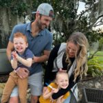 Jamie Otis Instagram - Look at their little faces!🥹 They’re so excited for the baby!🙏😭🤗💕Valentine’s Day we surprised our kids with a scavenger hunt leading them to the BEST surprise-news of a baby sis or brother coming in 9 months!🤰👶🎉 Hendrix was confused the whole entire time😅When we finally told him mommy has a baby in her belly & he’s going to be a big brother he got it & his little face was so shocked and excited!!!🥹 Henley got it immediately! She ran up to me, jumped on me & gave me the BIGGEST HUG!🥰 God, I don’t know what I did to deserve all of these blessing but I am SO THANKFUL!🙏🤰👶 A few days after we told the kiddos there’s a baby inside we had our first ultrasound…and it was so amazing for more reasons than one!😉🥰🤗 We’ve been vlogging this whole journey over on our YouTube channel, Hanging With The Hehners! Mark your calendars bc Monday March 4th at 8pm we drop the BIGGEST SURPRISE OF OUR LIVES over on YouTube !!! And we CANNOT WAIT to share it with YOU! In full transparency, I’ll be sharing with my IG subscribers first.💕 I’m so, so thankful for YOU and this lil community of girlfrans we have! I’ll continue to drop some major hints in stories😜 …. But if you figure it out, dont spoil it for everyone else! Life’s too short not to be genuinely surprised every once in a while! And I wanna be able to truly surprise you!!! 👏🥰🎉 Mom of 3 kids in car seats .. what kinda car do you drive? We’re gonna need new vehicles asap! 🚗