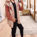 Jana Kramer Instagram - Living in my new comfies from @amazonfashion 🤍 I think the lounge set is my favorite - what’s yours? Everything is linked on stories and in my storefront!