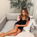 Jana Kramer Instagram – I’m giving away free toys! Just because I can’t use mine for another few weeks, doesn’t mean you guys can’t enjoy the self love club ✨ EVERYONE who signs up will receive either a free toy or a gift card!

✨ Click the link in my Instagram bio
✨ Sign up with your email
✨ See your first gift from @bellesaco

100% discreet shipping & billing ✨ Tag someone who deserves a toy!