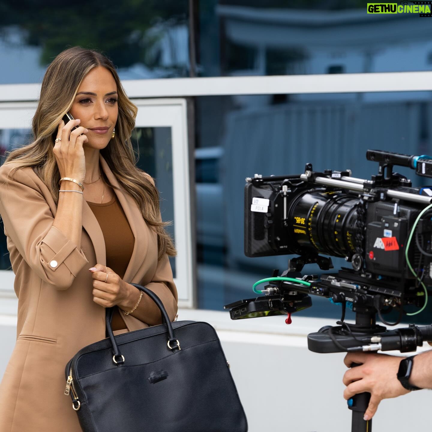 Jana Kramer Instagram - Tonight is the night. A cowboy Christmas romance only on @lifetimetv. I hope y’all love it