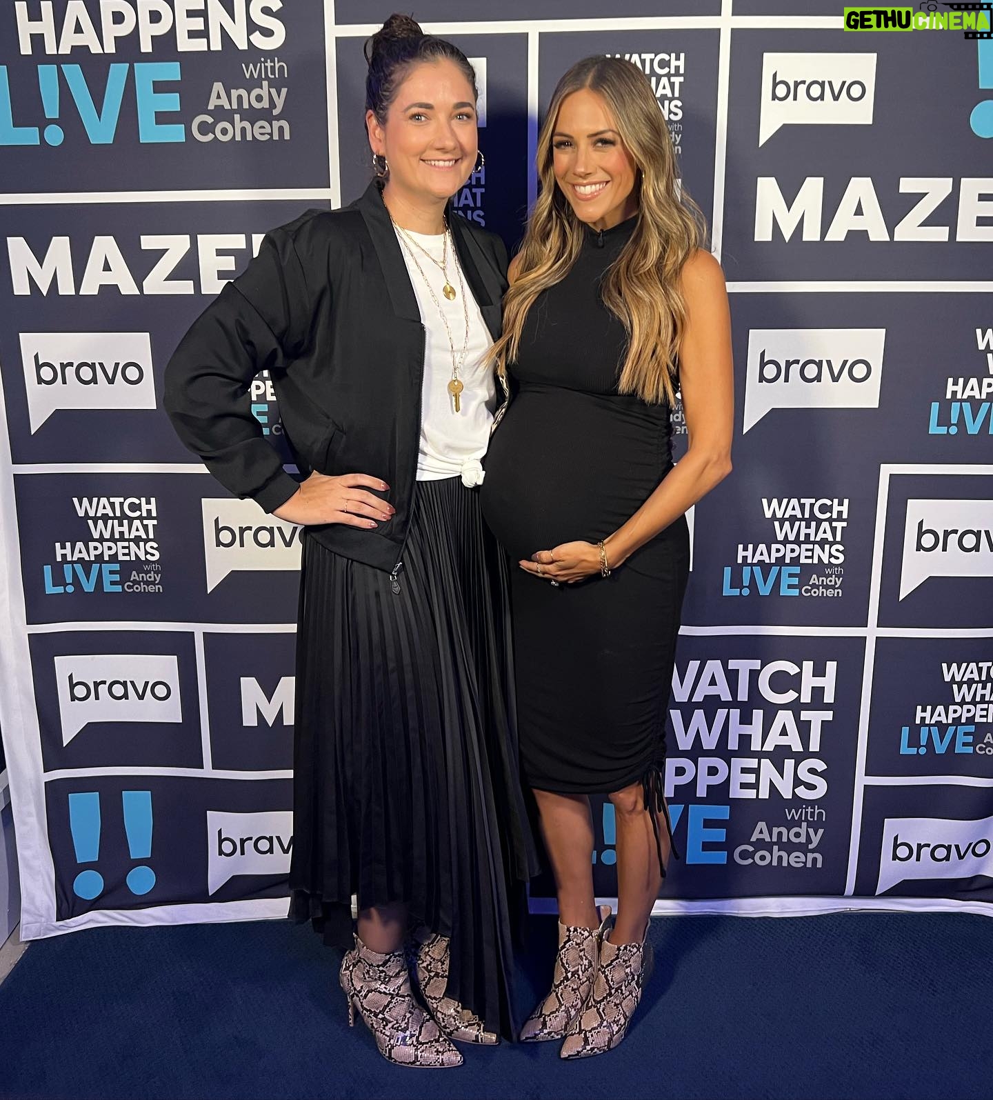 Jana Kramer Instagram - Press week highlights. ✨ So honored to have been on these shows promoting @thenextchapterjk
