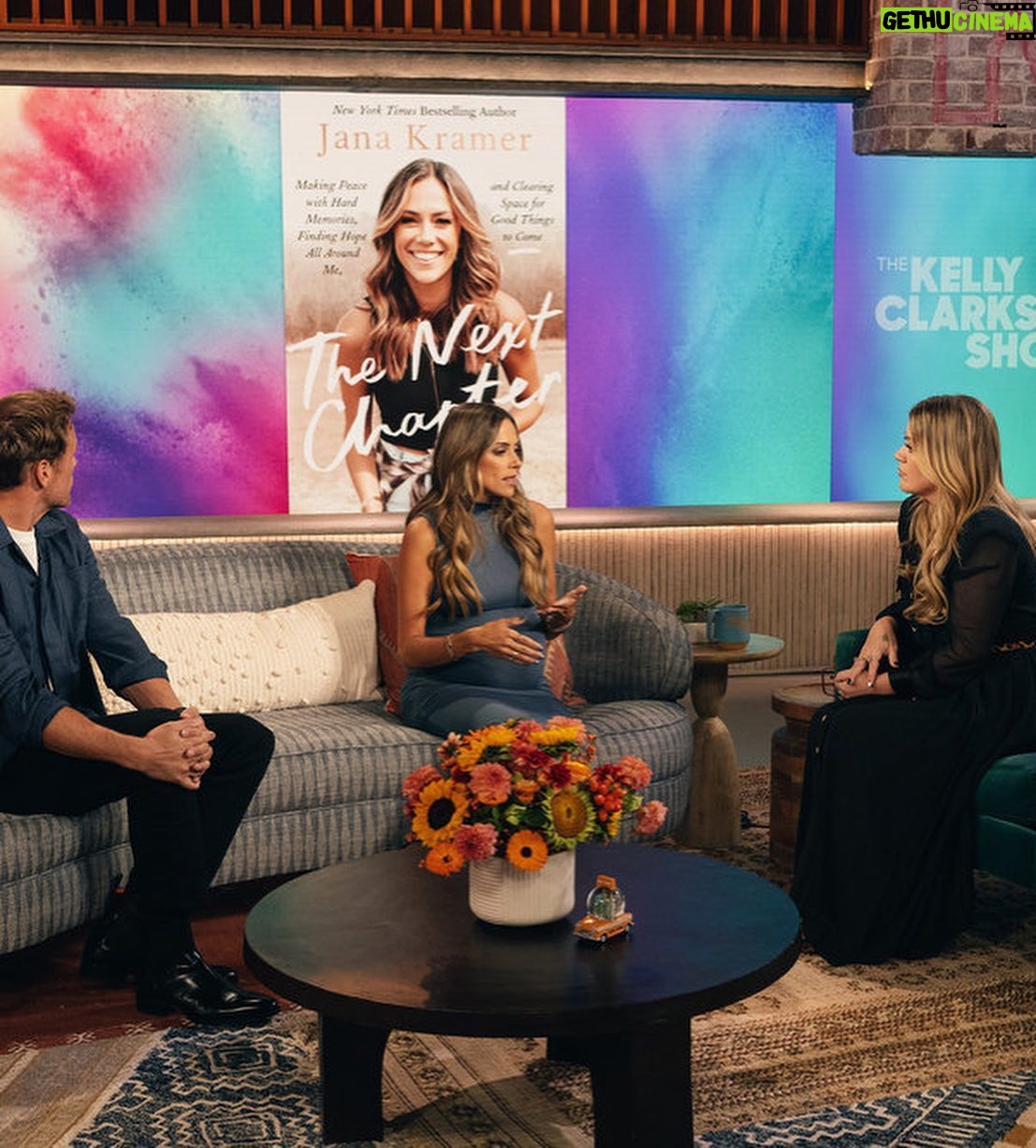 Jana Kramer Instagram - Press week highlights. ✨ So honored to have been on these shows promoting @thenextchapterjk