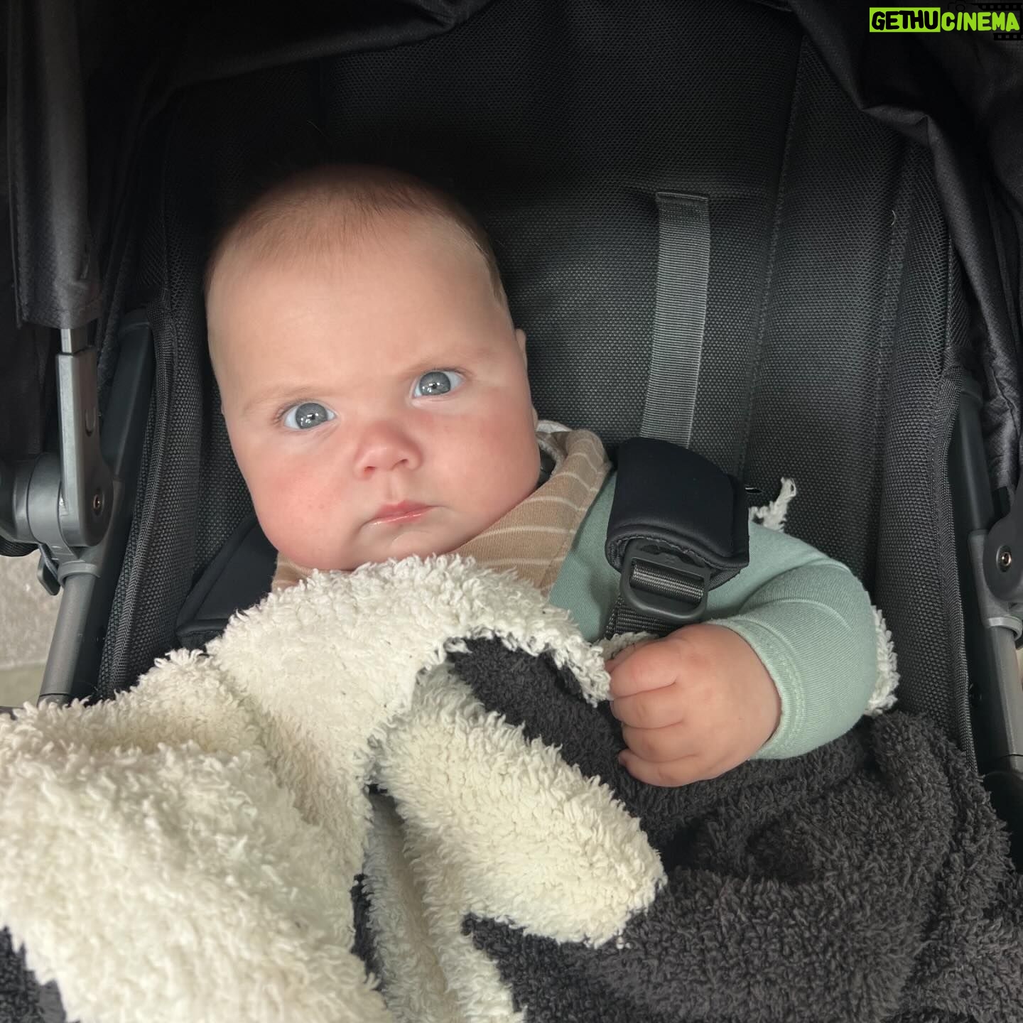 Jana Kramer Instagram - Roman…and all of his looks💙 #meatball