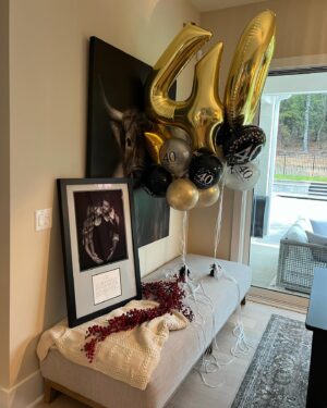 Jana Kramer Instagram - 40….and blessed beyond belief. So grateful for my life and all those I get to love and be loved by. Here’s to the next era…