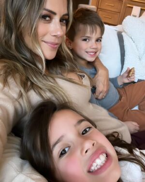 Jana Kramer Instagram - 40….and blessed beyond belief. So grateful for my life and all those I get to love and be loved by. Here’s to the next era…