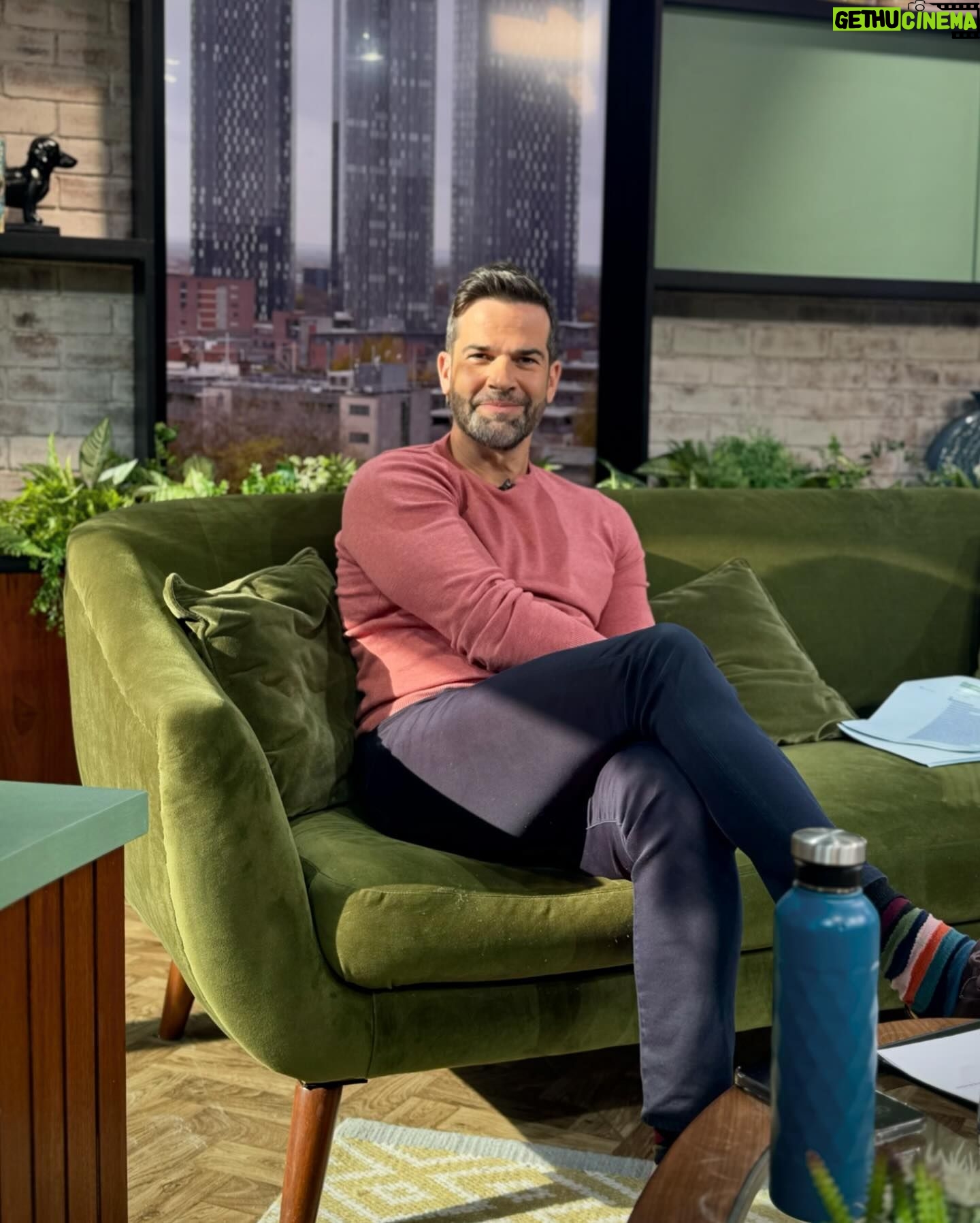 Janette Manrara Instagram - Always a lovely day starting it w/ you all on @bbcmorninglive alongside @gethincjones and the #MorningLive Family. Thanks for having me! Have a lovely weekend everyone! ☀️ Also, loved @katyajones testing out the green sofa with me! Haha!