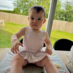 Janette Manrara Instagram - We had our weekly swimming lesson today w/ @puddleducksmidcheshire. Lyra was very impressed w/ her little swimsuit skirt! It’s officially my favourite time of the week 🙌🏼 Monday’s were always my favourite day of the week, but now they really are extra special 🤍🌊