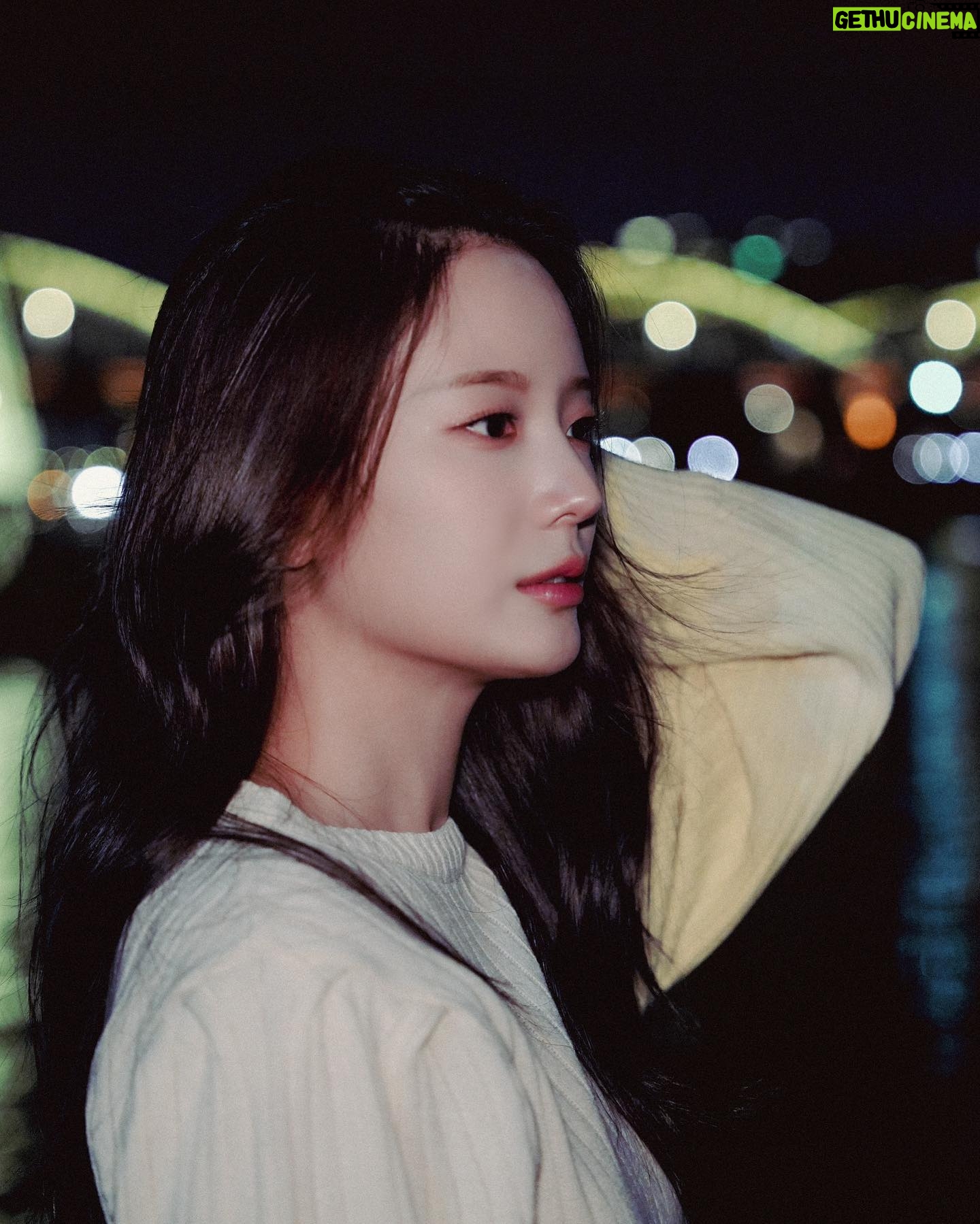 Jang Gyu-ri - 157.4K Likes -