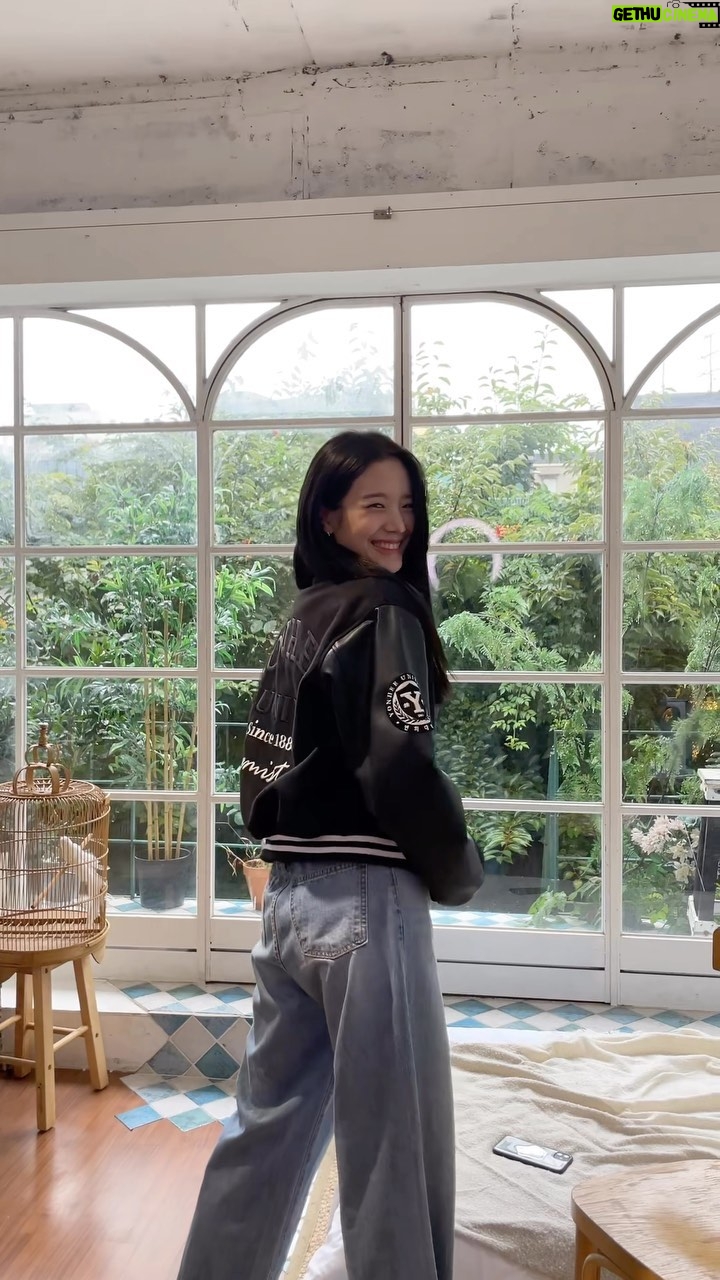 Jang Gyu-ri - 185K Likes - ě°íŹëíęľ 17íë˛ ííęłľíęłź íě´íŹ
#ěšěźě