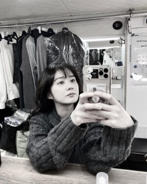 Jang Na-ra Instagram - 요즘 나라유라☺️