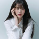 Jang Won-young Instagram – Welcome my new family @kerastase_official🖤