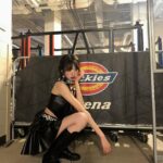 Jang Won-young Instagram – Cowgirl in TEXAS🖤💃🏻🐄