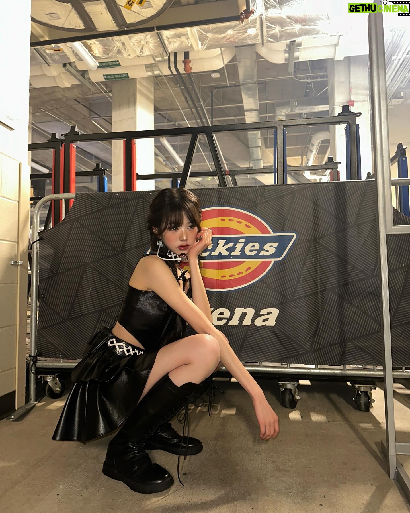Jang Won-young Instagram - Cowgirl in TEXASπ€ππ»π