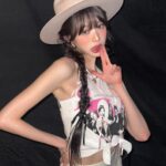 Jang Won-young Instagram – Cowgirl in TEXAS🖤💃🏻🐄