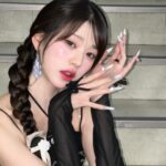 Jang Won-young Instagram - HEYA🪷🥀🖤