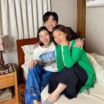 Jang Yoon-ju Instagram - 용두리로 오세요! 용두리 패밀리는 사랑입니다:) 🩷🤍💜
