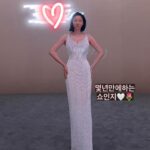 Jang Yoon-ju Instagram - 유튜브 #윤쥬르 에서 우리 조금 더 가깝게 만나요. 하나씩 하나씩 만들어 가요. 함께:) 🩷 #윤쥬르 #홉앤럽 #hopeandlove