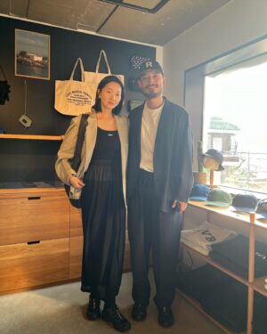 Jang Yoon-ju Instagram - 승민이의 브랜드 @trvr.cc 의 새로운 제품출시를 축하하며. 이번엔 승민이가 직접 찍은 사진들도 전시되어 있어요. 
판매도 가능하구요. 사진작가 해도 되겠어!!! ㅎㅎㅎㅎ
🤍🫶🏻🥰
#현실판홍해인백현우ㅋ
