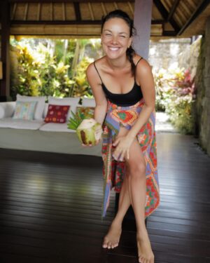 Janina Uhse Instagram - Anzeige, weil markiert// Unsere letzten Tage auf Bali brechen an und ich könnte nicht glücklicher sein, diese, an einem der schönsten Orte überhaupt zu verbringen ❤️🥺 
Soooooo gut wieder hier zu sein @bulgariresortbali @bulgarihotels ❣️