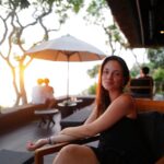 Janina Uhse Instagram – Ihr dürft dreimal raten, was in Bild Nummer 3 passiert ist?! 👼🏻