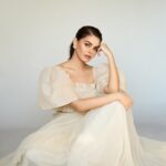 Janine Gutierrez Instagram – Filipina ❤️ 

Custom @studiovaniaromoff @vaniaromoff Styled by @mjbenitez 
@antheabueno @jayaquino_ @_kennethtangonan
