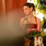 Janine Gutierrez Instagram – all smiles ❤️ thank you Kapamilya and thank you to whoever tweeted the last slide bec that’s my only goal
📸 @kimweeebol_