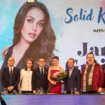 Janine Gutierrez Instagram – all smiles ❤️ thank you Kapamilya and thank you to whoever tweeted the last slide bec that’s my only goal

📸 @kimweeebol_
