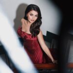 Janine Gutierrez Instagram – Thank you, Kapamilya. Forever grateful for your love. #ABSCBNBallRedCarpet2023 wearing @rajolaurel.

@antheabueno @jayaquino_ @studio.24c @melvillesy @maitabaello @tesserajewelry 🌹 #ABSCBNBall2023