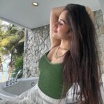 Jannat Zubair Rahmani Instagram - Look in my eyes, they will tell you the truth 💚