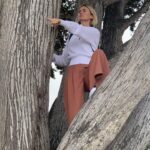 January Jones Instagram – “Let me lead, I know where I’m going, I see another tree to pose in right ahead!”