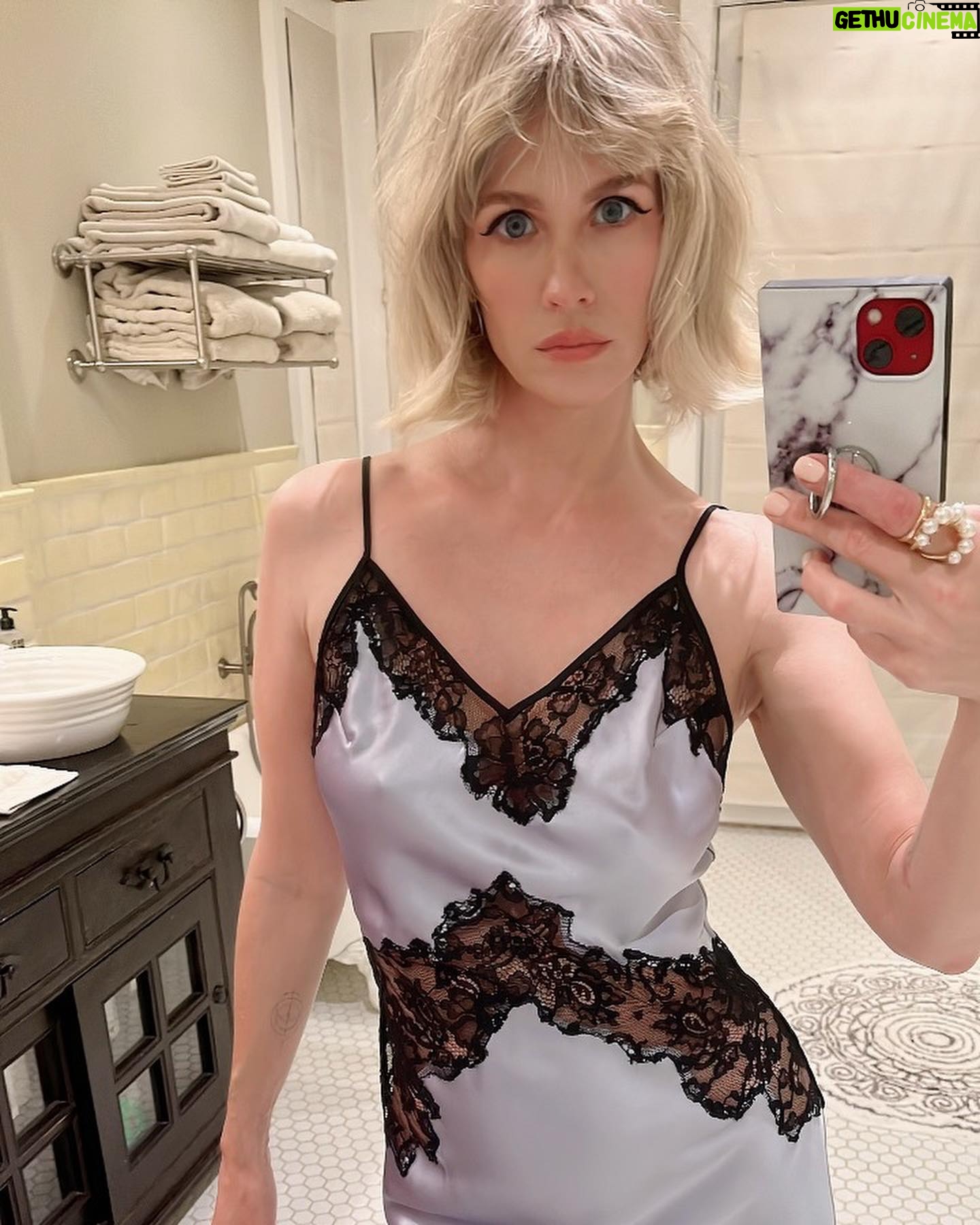 January Jones Instagram - Here’s to me, Mrs. Robinson 🎶 belated bday dinner with my girls!