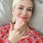 January Jones Instagram - Happy St Valentine’s day, to all whom I love and to ME, who I love a whole bunch ❤️ Did you know St Valentine was also a patron Saint of beekeepers?? 🐝🤷🏼‍♀️