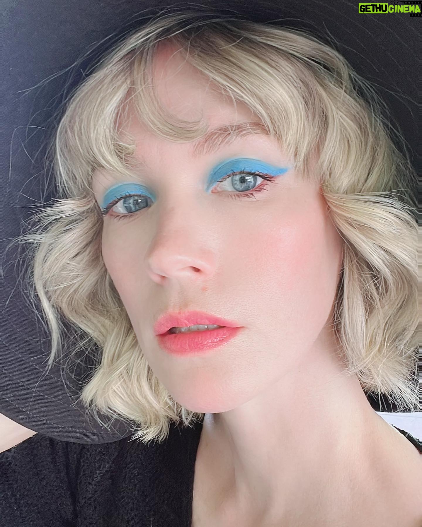 January Jones Instagram - Gimme a free day in my yard and I will make the most of it and also give myself a smidge of quarantine ptsd.