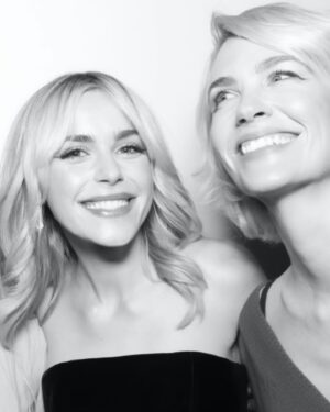 January Jones Instagram - Merry Holidays from the mayor of Hollywood and me 🎅🏼🎄❤️