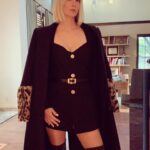 January Jones Instagram - I went out to dinner last night and decided no sweats 😷
