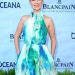 January Jones Instagram – One of my greatest honors and sources of pride has been supporting and working with @oceana for many years to try to replenish our oceans. We are ALL children of this watery planet and if you feel inclined to help or learn more please click link in my bio 💙 #seachangesummerparty