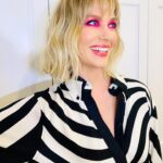 January Jones Instagram – I don’t excel @ small talk 👩🏻‍🎤