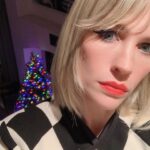 January Jones Instagram – Swipe for a Xmas gift at the end 🎅🏼