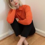 January Jones Instagram - In time out but tryin to look like I shouldn’t be.