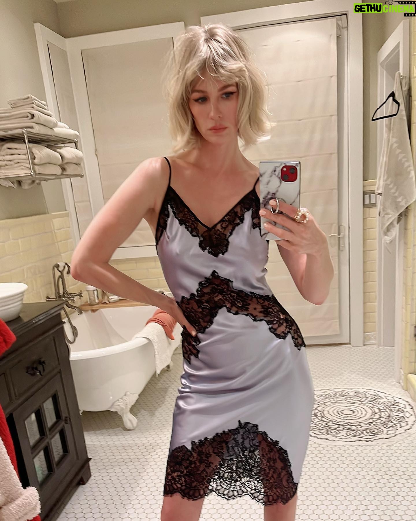 January Jones Instagram - Here’s to me, Mrs. Robinson 🎶 belated bday dinner with my girls!