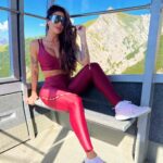Jaque Khury Instagram - Muito feliz e grata de poder conhecer esses lugares lindos, conhecer as pessoas, a cultura do interior da Áustria 🇦🇹…Por isso eu aproveito cada segundo sempre que eu viajo.