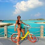 Jaque Khury Instagram - #tbt dessa viagem linda que fiz com minhas amigas para Maldivas no maravilhoso @hardrockhotelmaldives