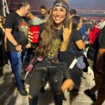 Jaque Khury Instagram - Foram 3 anos de espera com ingresso na mão! Foi incrível 🤩 valeu @metallica e o muso de talento absurdo @james.hetfield