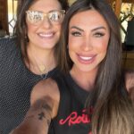 Jaque Khury Instagram - Feliz dia das mães mamis @leilaacury 🥰 obrigada por ser essa mãe e vó maravilhosa, que tá sempre pronta para me ajudar 🥰te amo