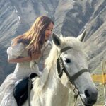 Jarinporn Joonkiat Instagram – 🐎💘 First horse riding up to the mountain with no คนจูง 🥶