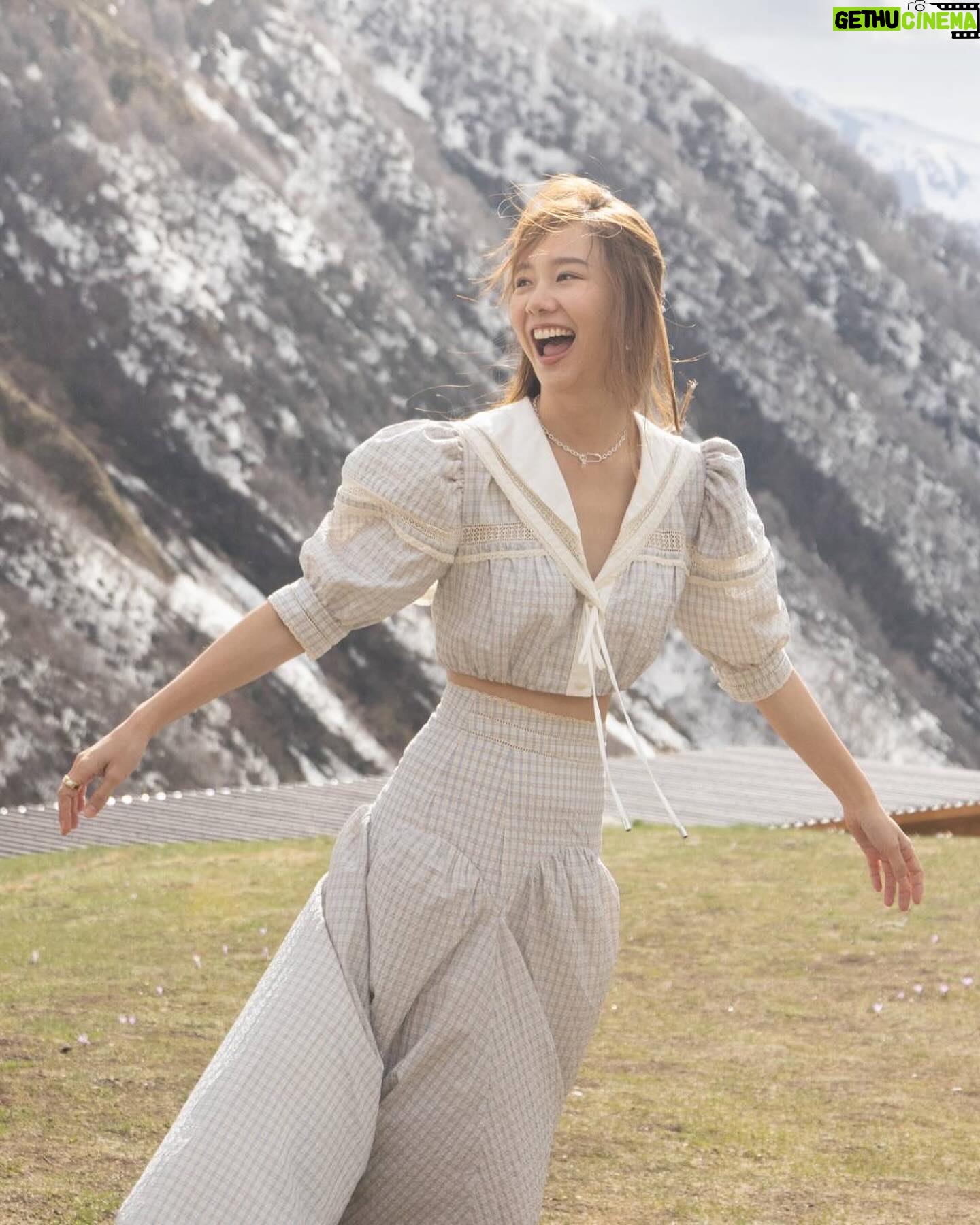 Jarinporn Joonkiat Instagram - The sound of music 😋 ทริปนี้ตากล้องเยอะมาก สนุกมากเลย :))) 🦋💘 #BigCameraBigBonus2023
