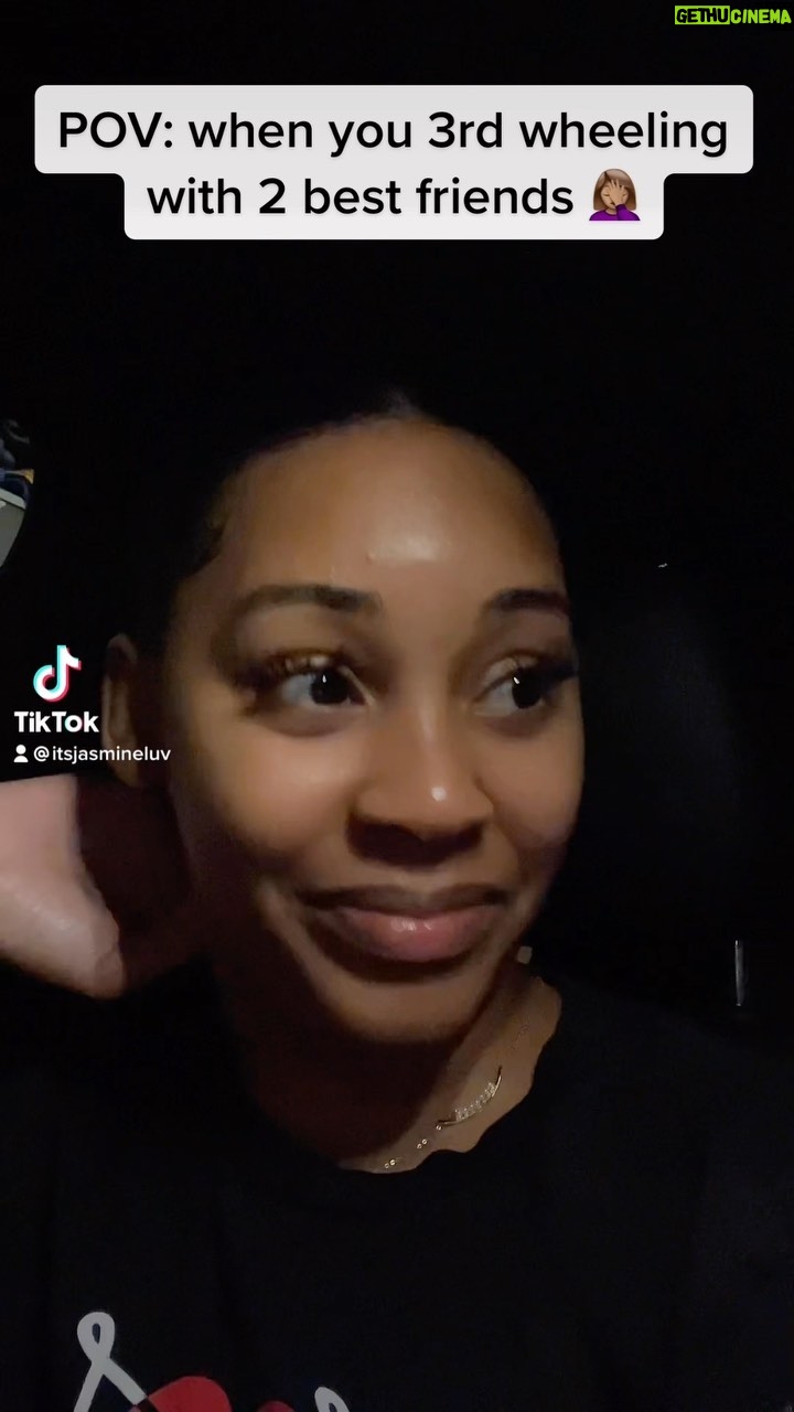 Jasmine Luv - 43K Likes - Be missing out on all the jokes 😩😂😂 Like sis, drop me off